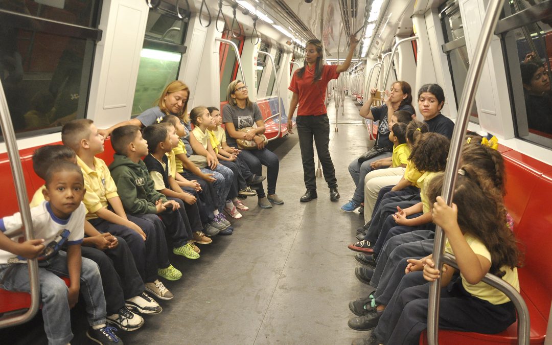 Infantes de la Filomena Coronel aprendieron viajando en Metro Los Teques