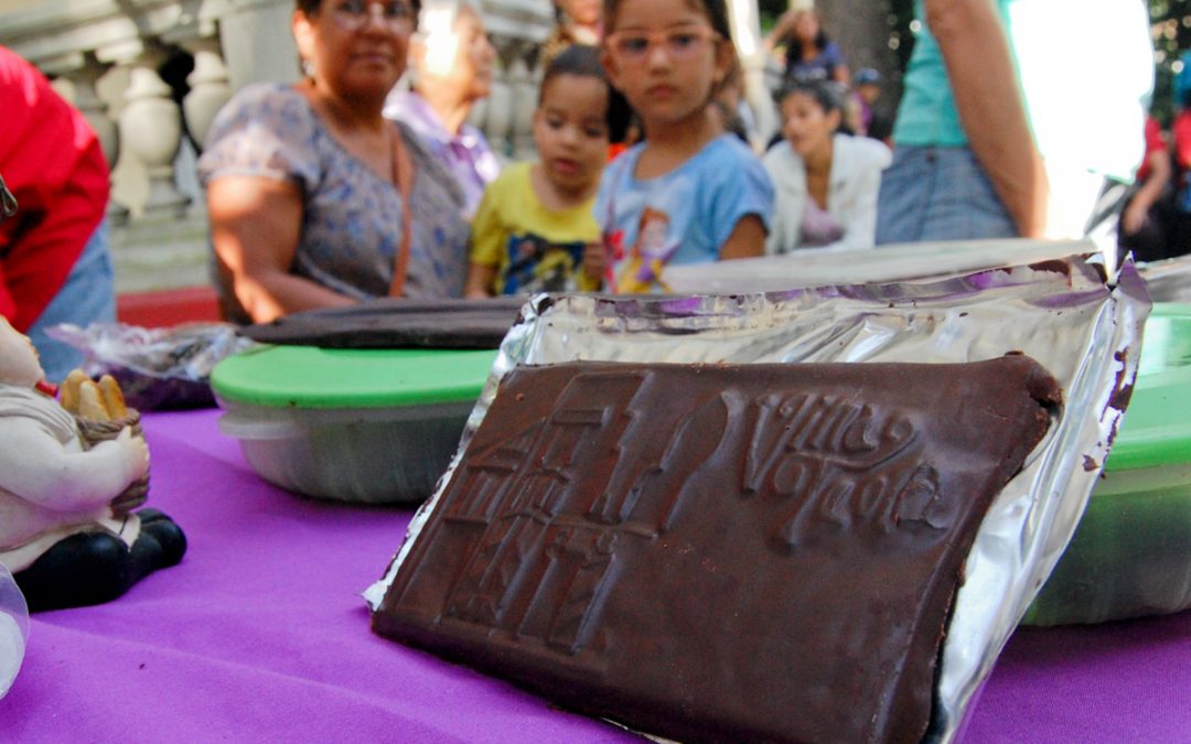 Visitantes de Villa Teola aprendieron a cultivar cacao